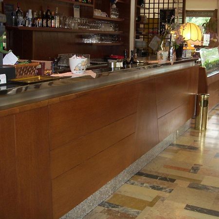 Albergo Ristorante Cima I Pra' Понте-нелле-Альпи Экстерьер фото